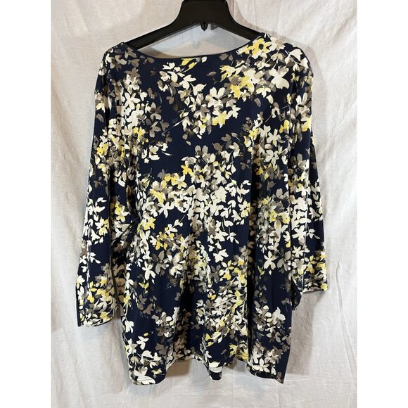Karen Scott Women’s 3X Navy Yellow Floral  3/4 Sleeve Cotton Top - Picture 4 of 8
